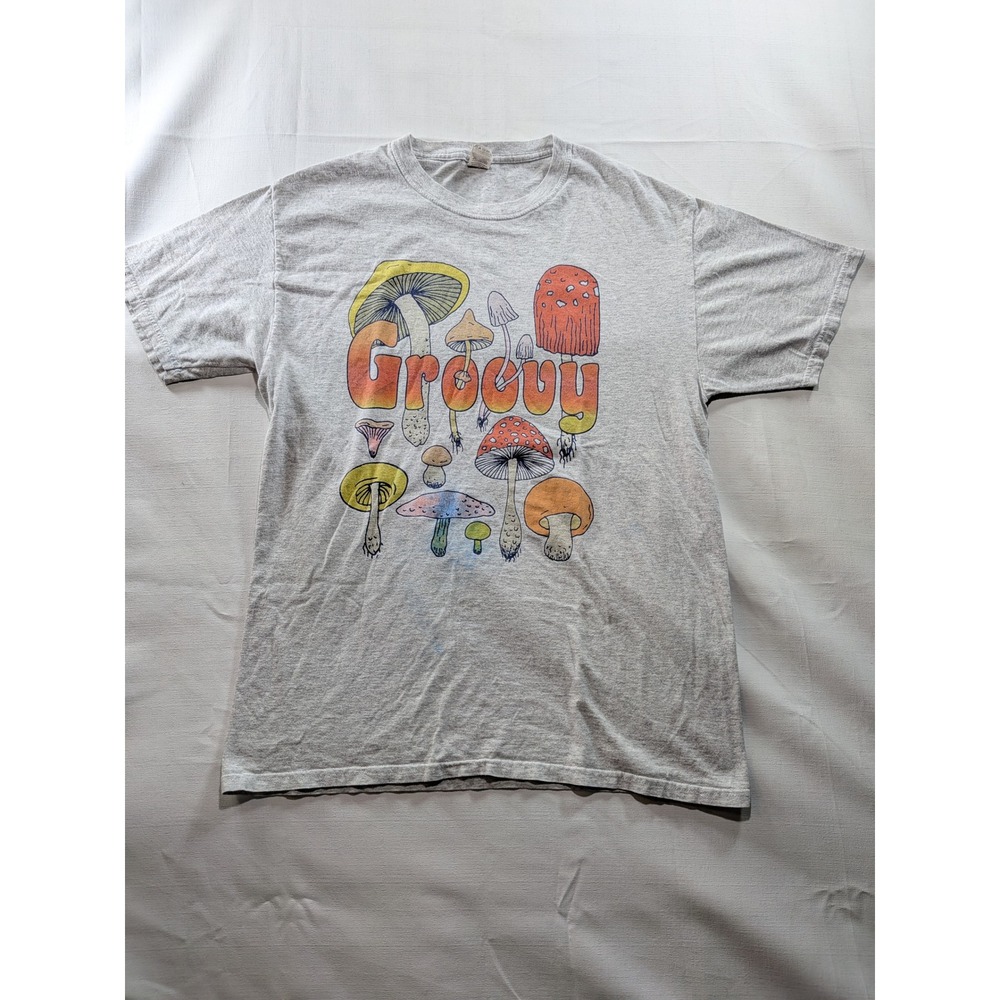 Fruit of the Loom Groovy Mushroom Graphic T-Shirt Gray Mens Medium Retro Style